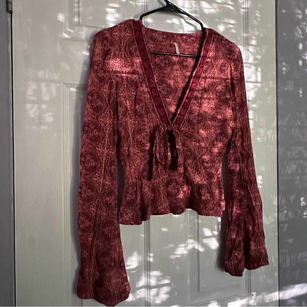 - [ ] Free People Bohemian Flowy Long Sleeve